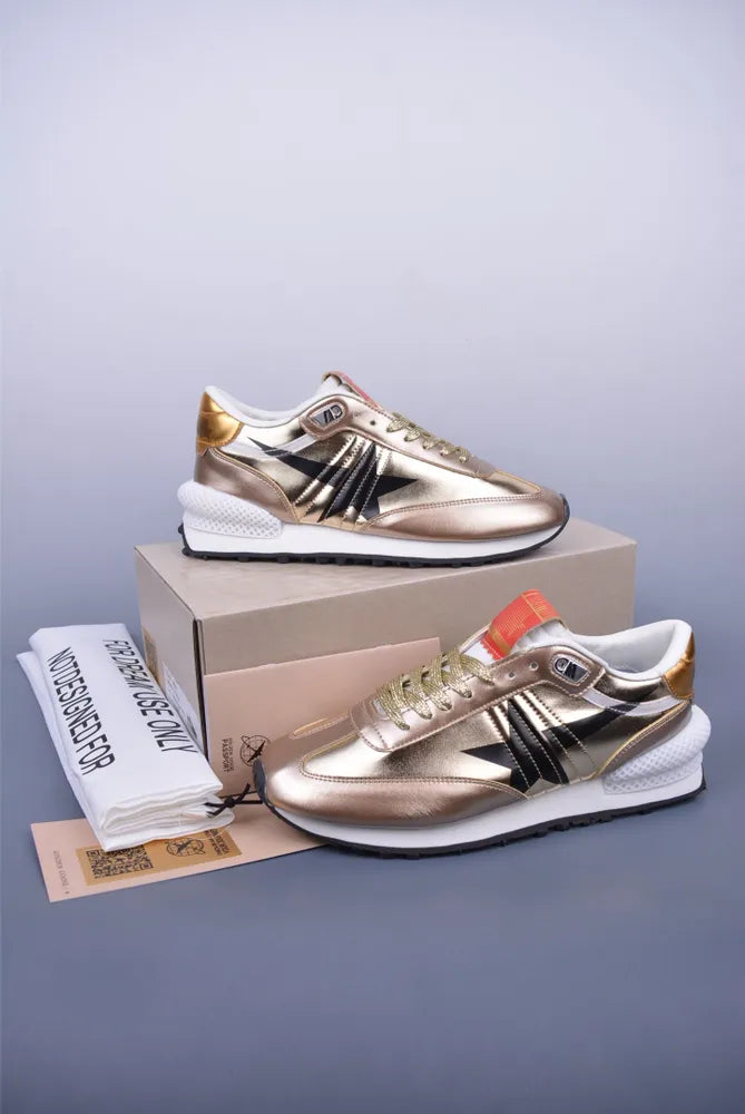 Golden Goose X Sunmi Marathon Panelled Sneakers Woman G6462 Gold