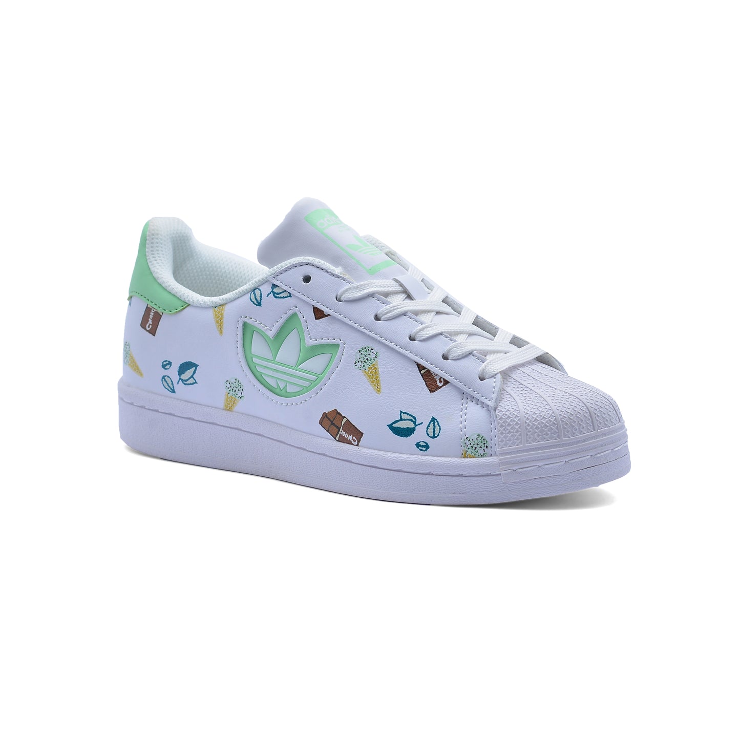 حذاء أديداس سوبر ستار للنساء HO5668 باللون الأبيض