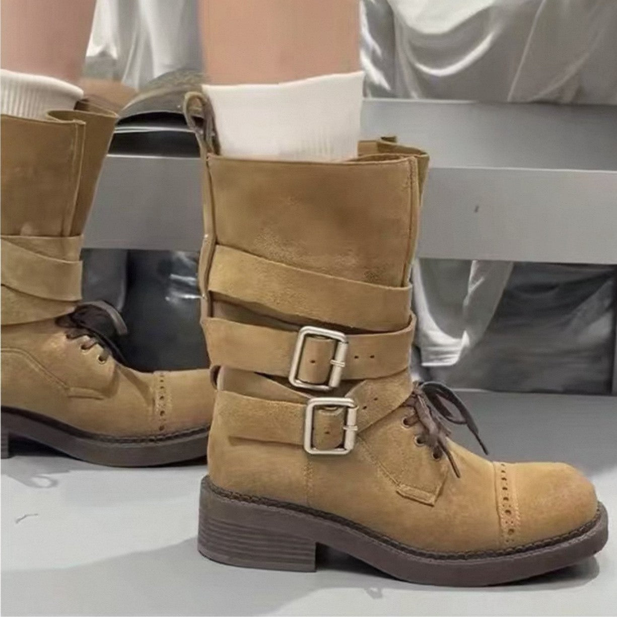 Half Boots High Quality with Buckle Detail belt Suede Woman L101 Khaki