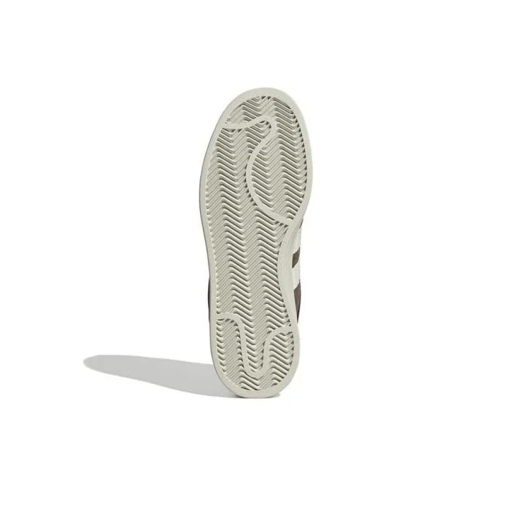 حذاء رياضي نسائي من أديداس كامبوس C-4339