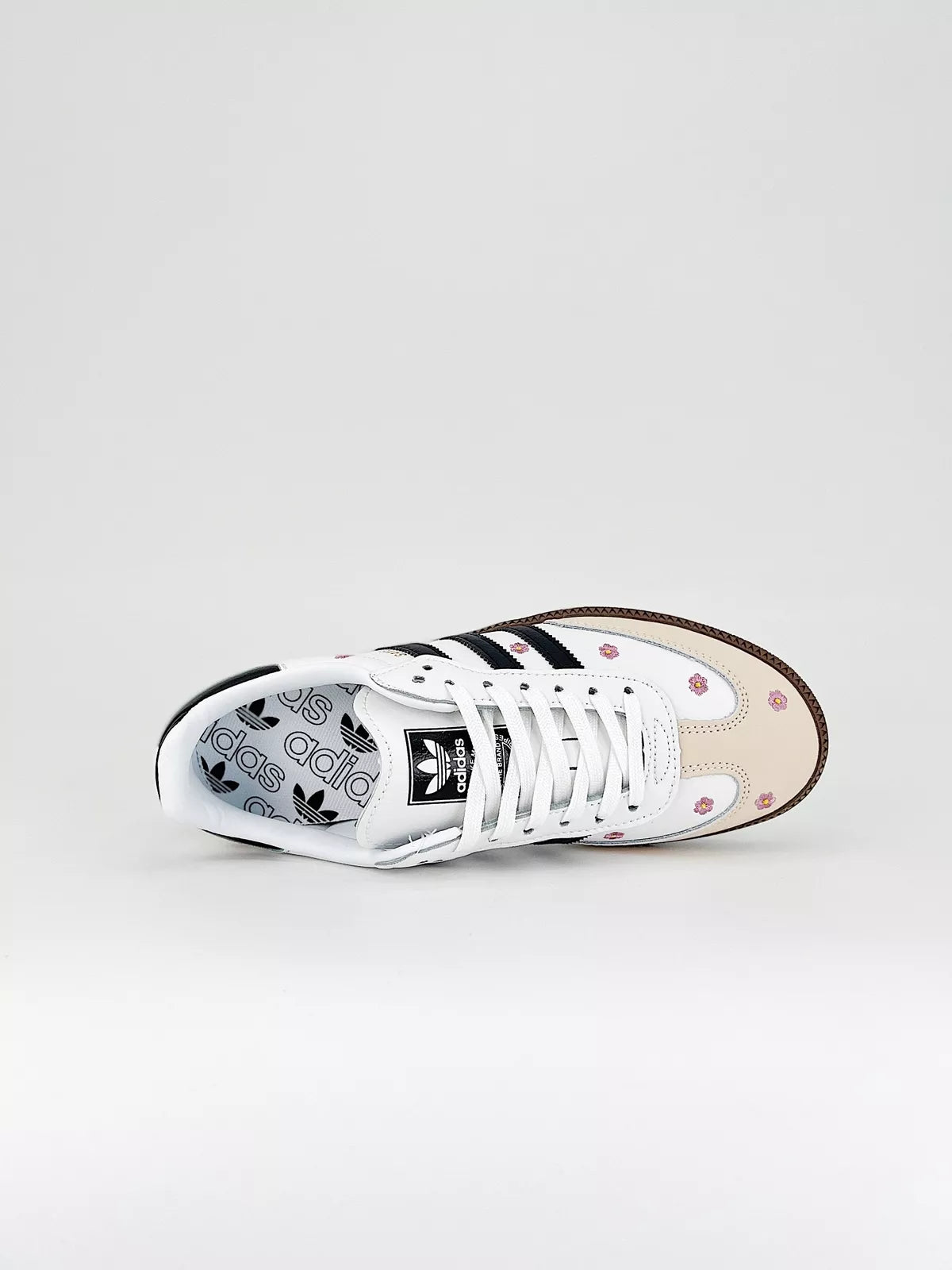 حذاء أديداس سامبا أبيض-بيج IF4398