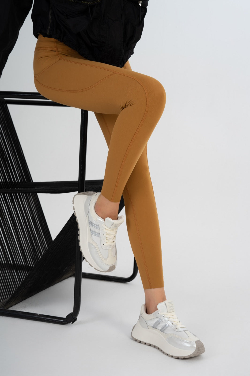 Sneakers Woman W-16 Silver