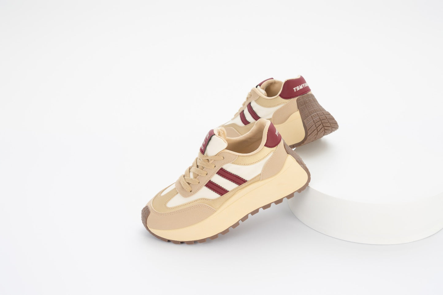 Sneakers Woman W-17 Beige&Red