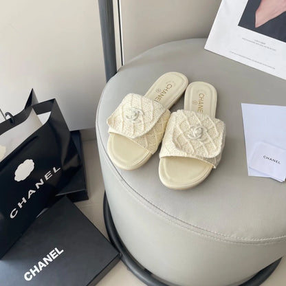 Chanel White Pearl CC Flat Slides Slipper Woman E6545 White