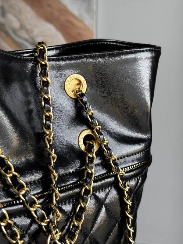 Chanel Black Quilted Leather Drawstring Shopping Tote Bag Woman AS6111 Black - 6