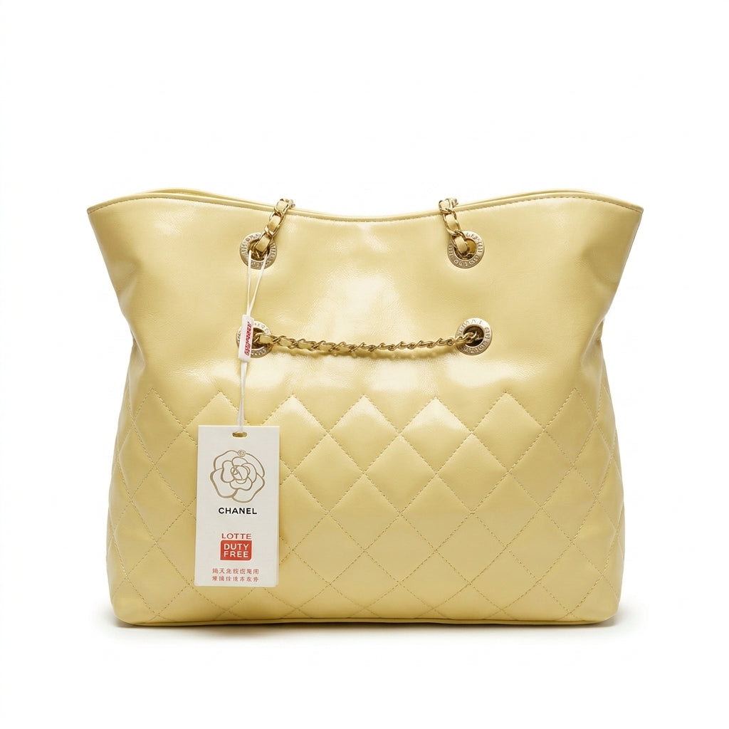 Chanel Quilted Leather Drawstring Shopping Tote Bag Mirror Woman Length 25 cm - Width 30 cm AS6111 Yellow - 3