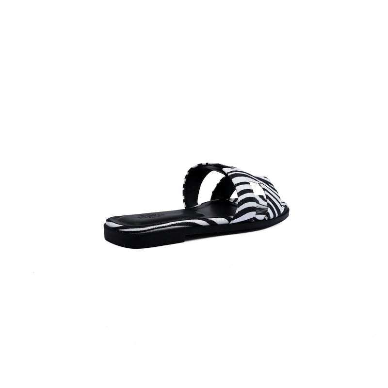 Hermes Oran Flat Slide leather sandals with snake animal print Woman H38-17 Black&White - 2