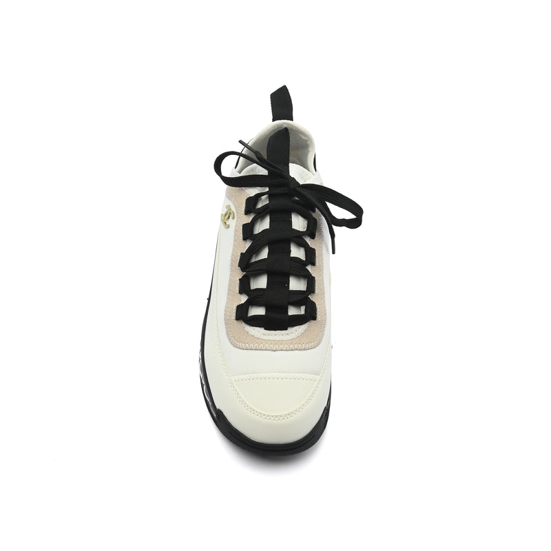Chanel Velvet Calfskin Mixed Fibers CC Sneakers Woman 2020-2 White - 3