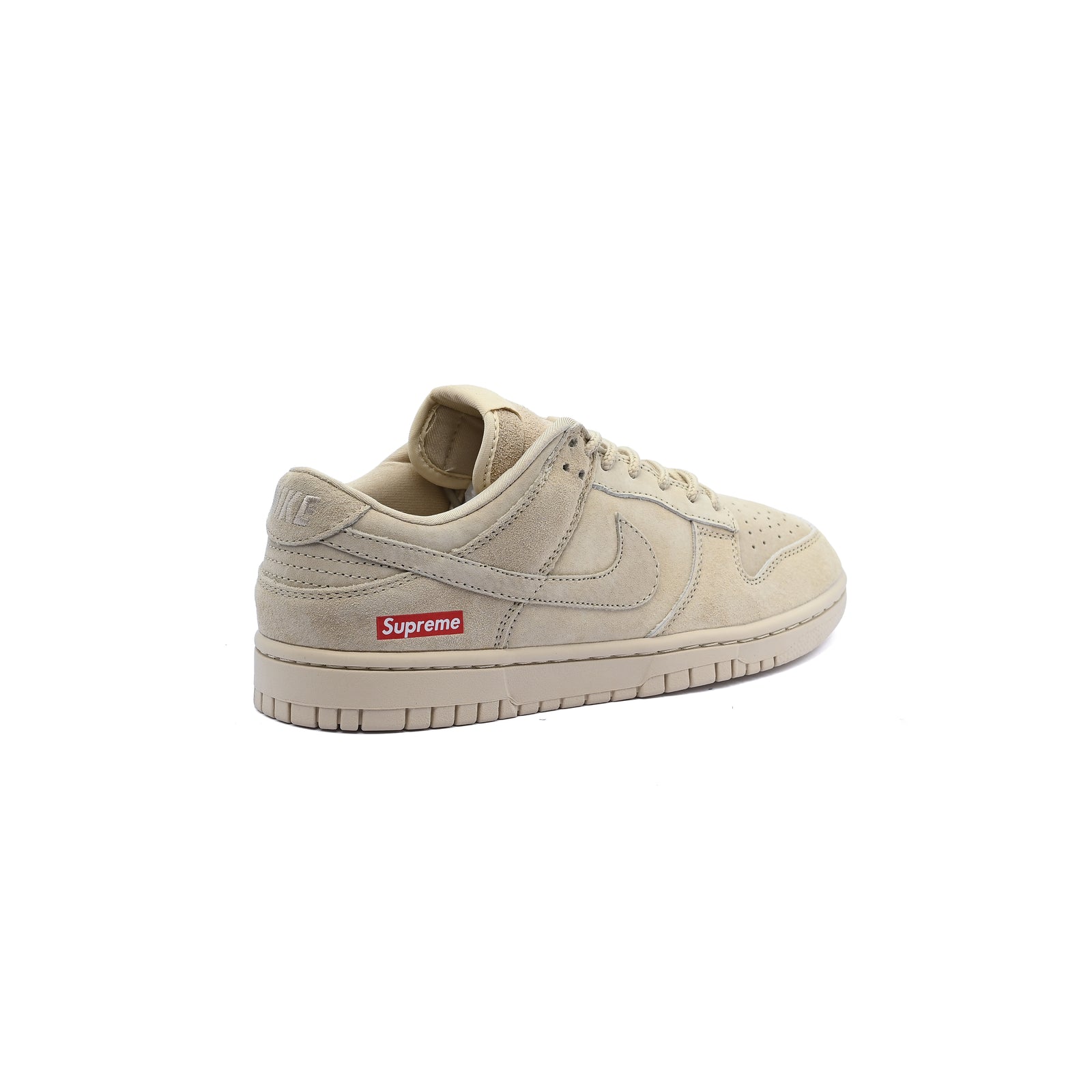 Nike Sb Dunk Low x Supreme Championes Sneakers Men FC1688-122 Beige - 2