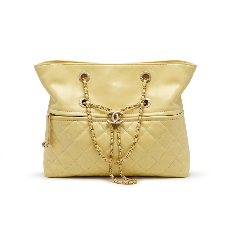 Chanel Quilted Leather Drawstring Shopping Tote Bag Mirror Woman Length 25 cm - Width 30 cm AS6111 Yellow - 1