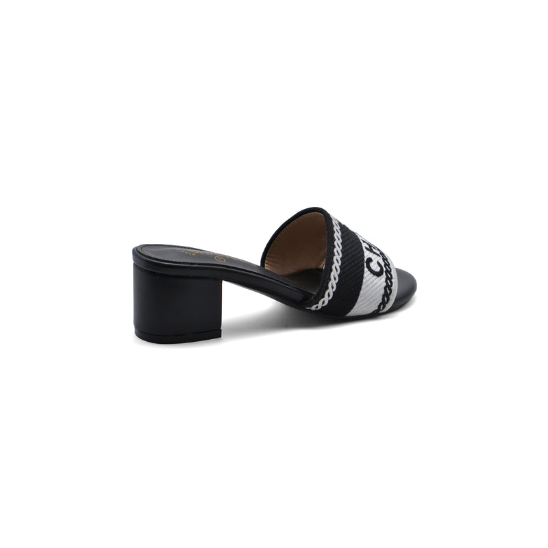 Chanel SS 2001 Embroidered Logo Mule VSP Woman 2127-1 Black - 2