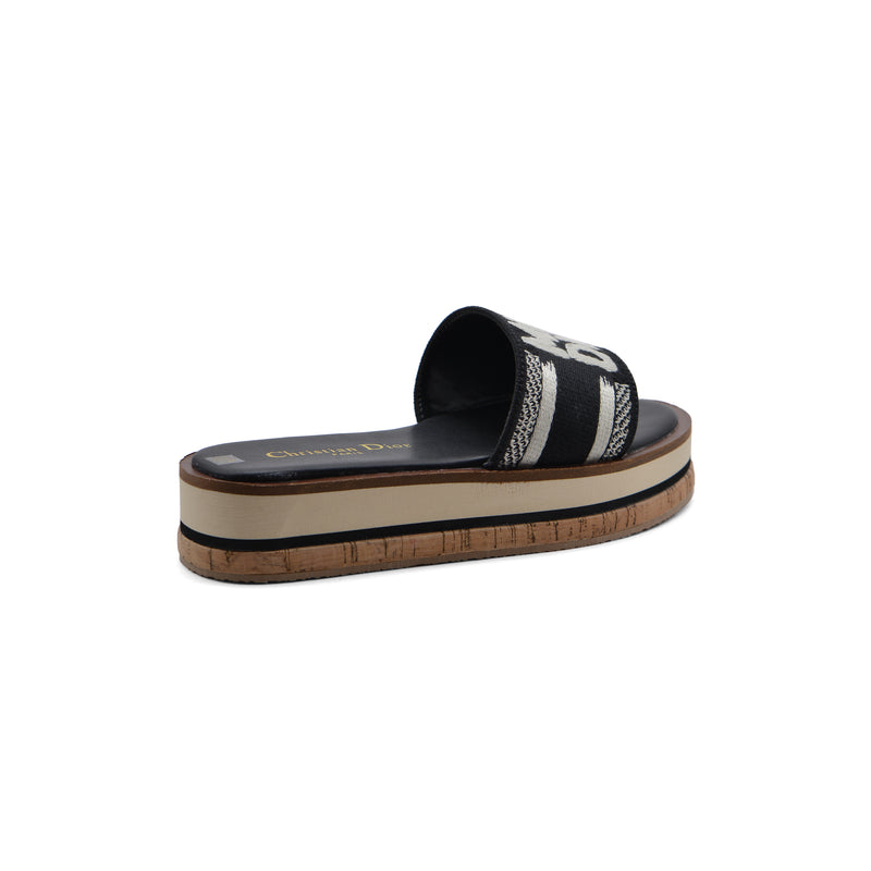 Christian Dior Dway Canvas Platform Raffia Chambray Jacquard Dioract Sandals Woman 2393 Black - 2