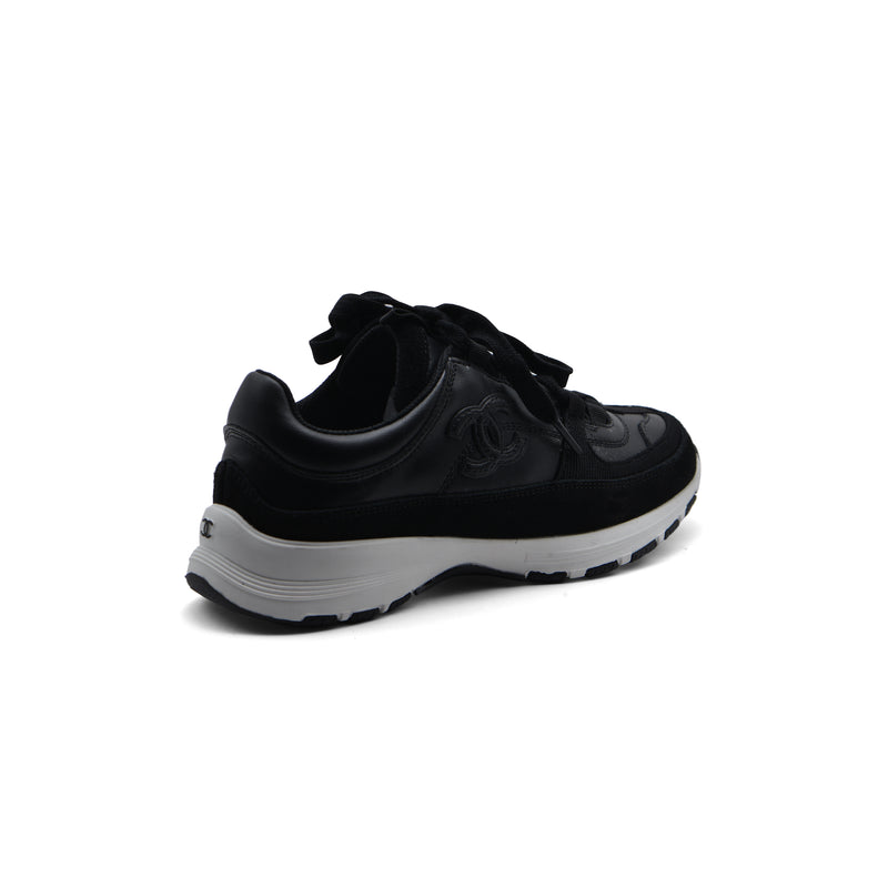Chanel Platform Sneakers Woman 1261 Black - 2