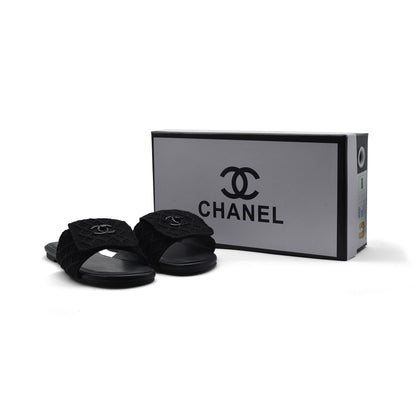 Chanel White Pearl CC Flat Slides Slipper Woman E6545 Black