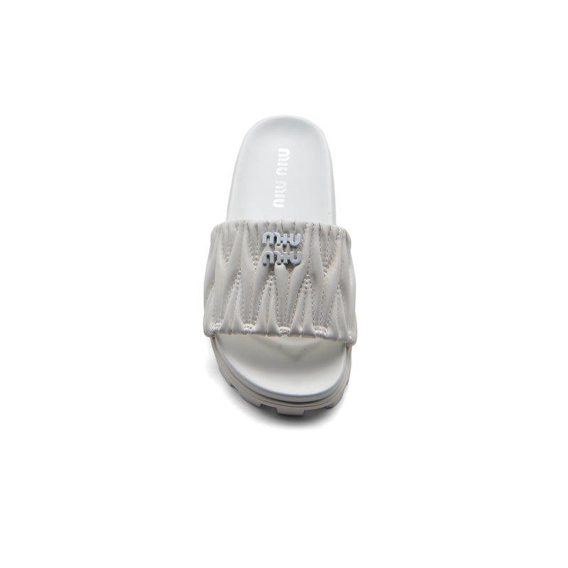 Miu Miu Designer Slides Nappa Leather Beach Slipper Woman 20343 White - 3