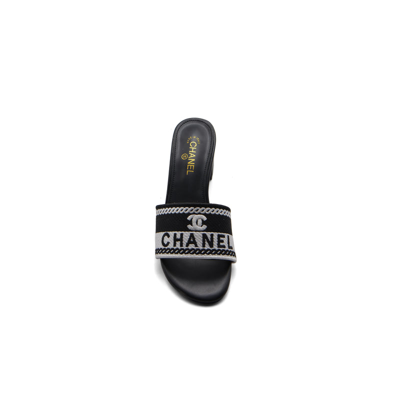 Chanel SS 2001 Embroidered Logo Mule VSP Woman 2127-1 Black - 3