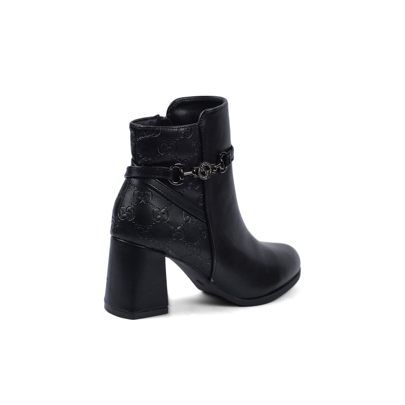 Gucci Half Boots High Quality Woman MA-918 Black - 2