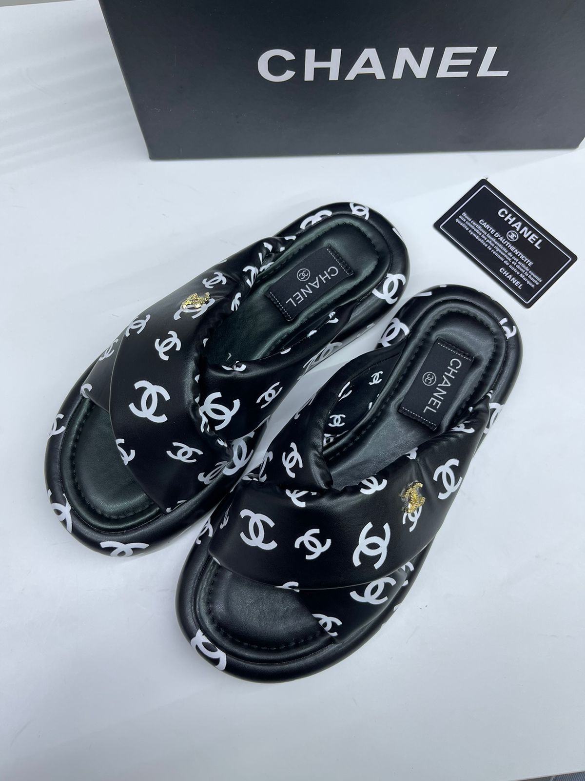 Chanel Puffy Flip Flops Puffy Leather Cross Slipper Woman 9803 Black - 5