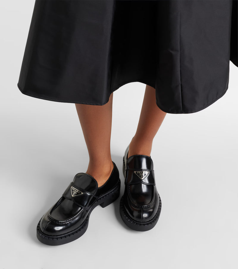 Prada Brushed Spazzolato Leather Loafers Woman 868 Black - 5