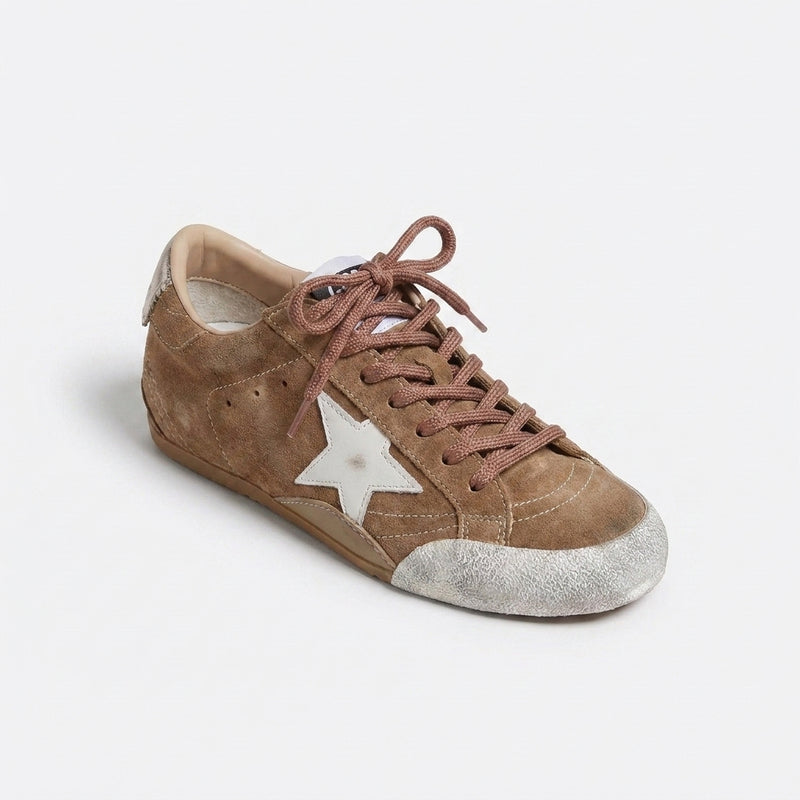 Golden Goose luxury women's sneakers with a classic design CWF00922. - 13