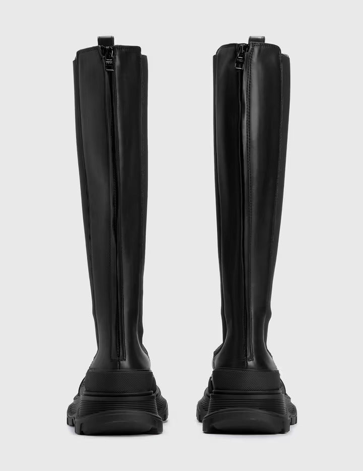 حذاء نسائي عالي الجودة من Alexander McQueen 666410 باللون الأسود - 7