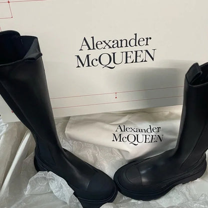 Alexander McQueen Premium Quality Boot Woman 666410 Black