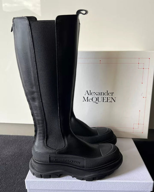 Alexander McQueen Premium Quality Boot Woman 666410 Black