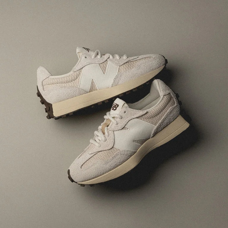 New Balance 327 Shoes Woman 8 Retro Sneaker Lace Up Low U327WVA Gray - 4